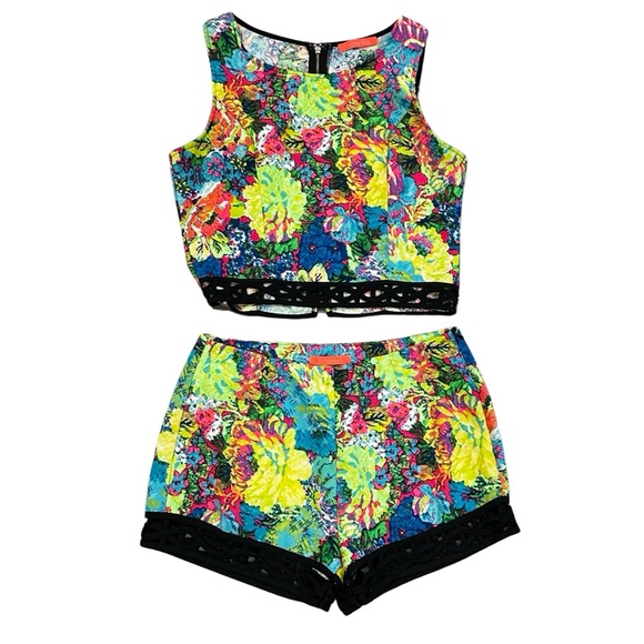Lulumari 2-Piece Neon Floral Crop Top and Shorts Set - Picture 1 of 8
